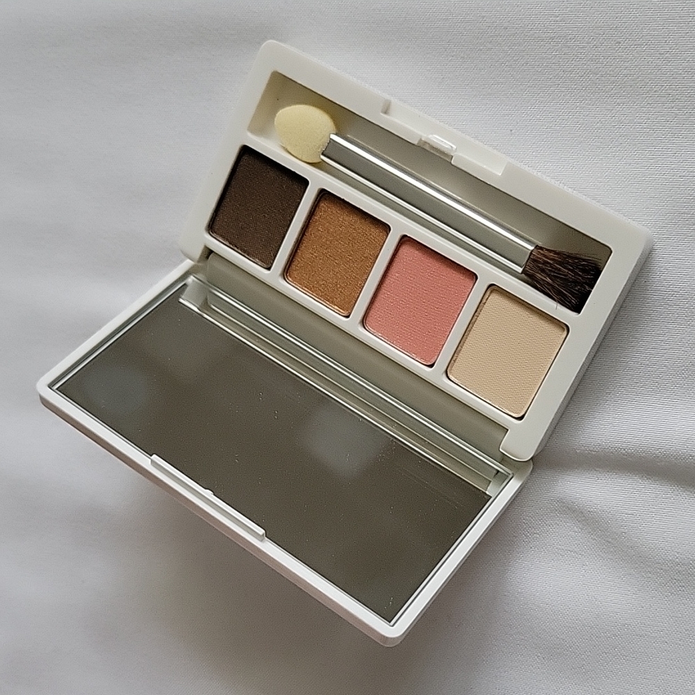 Clinique All About Shadow Quad - Picture 1 of 2